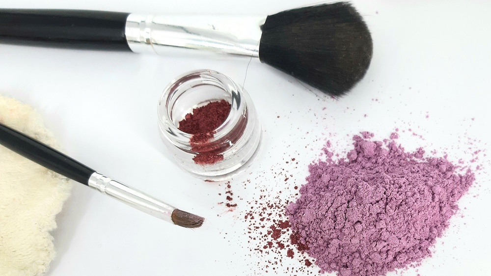 DIY Beauty: Introduction to creating your very own homemade face and eye makeup