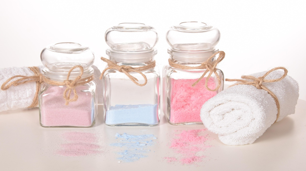 DIY Bath Salts with Dried Flowers and Your Own Signature Scent
